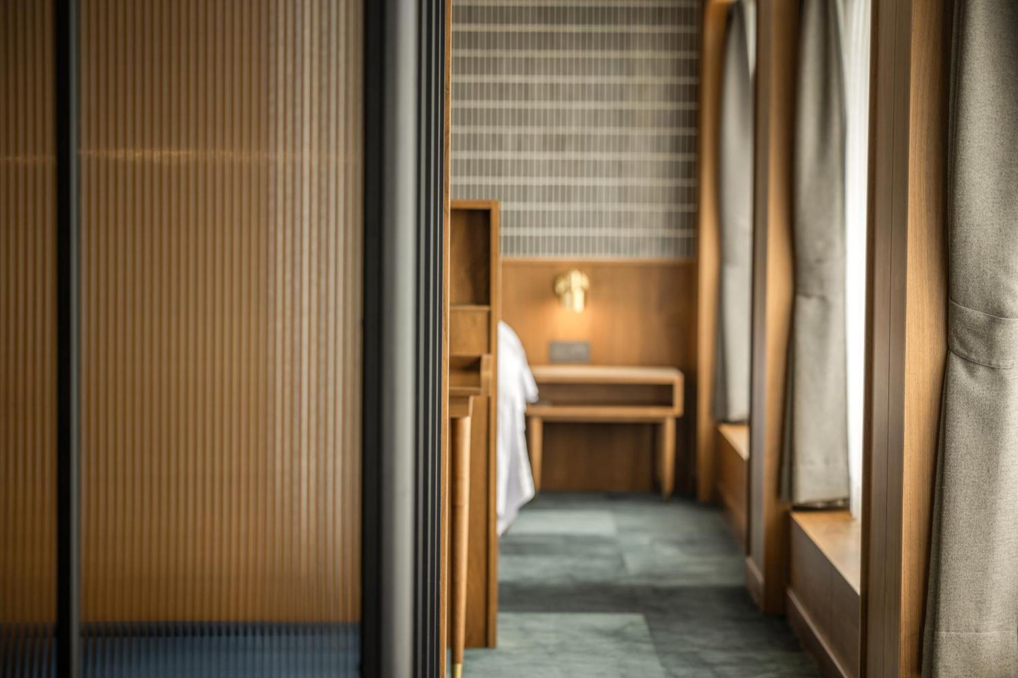 天下南隅 Provintia Hotel Тайнань Экстерьер фото