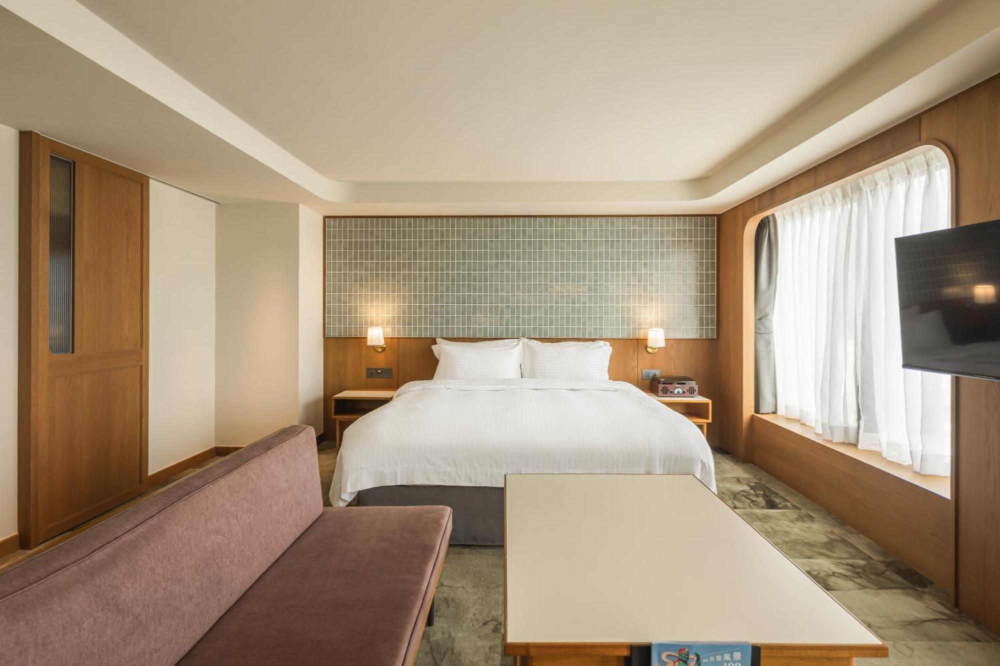 天下南隅 Provintia Hotel Тайнань Экстерьер фото